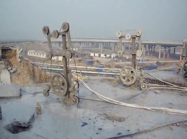 京港澳高速跨線橋切割 京港澳高速跨線橋切割